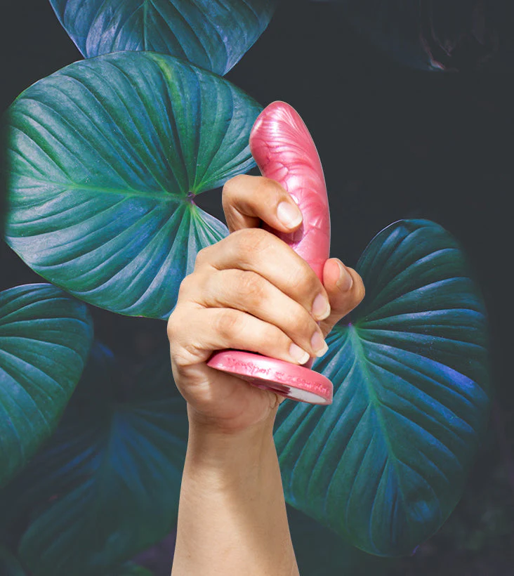 Golden Rose Dildo, Small - Image 4